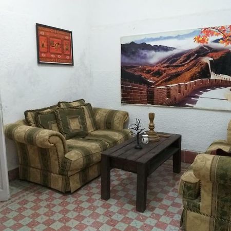 הוסטל לאון Julio House מראה חיצוני תמונה